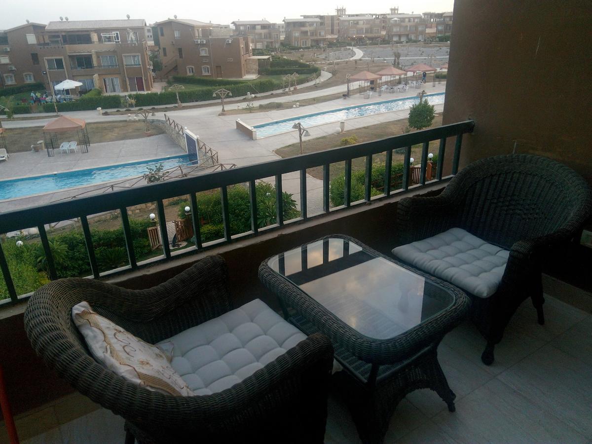 Chalet Marina Wadi Degla Families Only Pool View 2Nd Floor 6 Adults 艾因苏赫纳 外观 照片